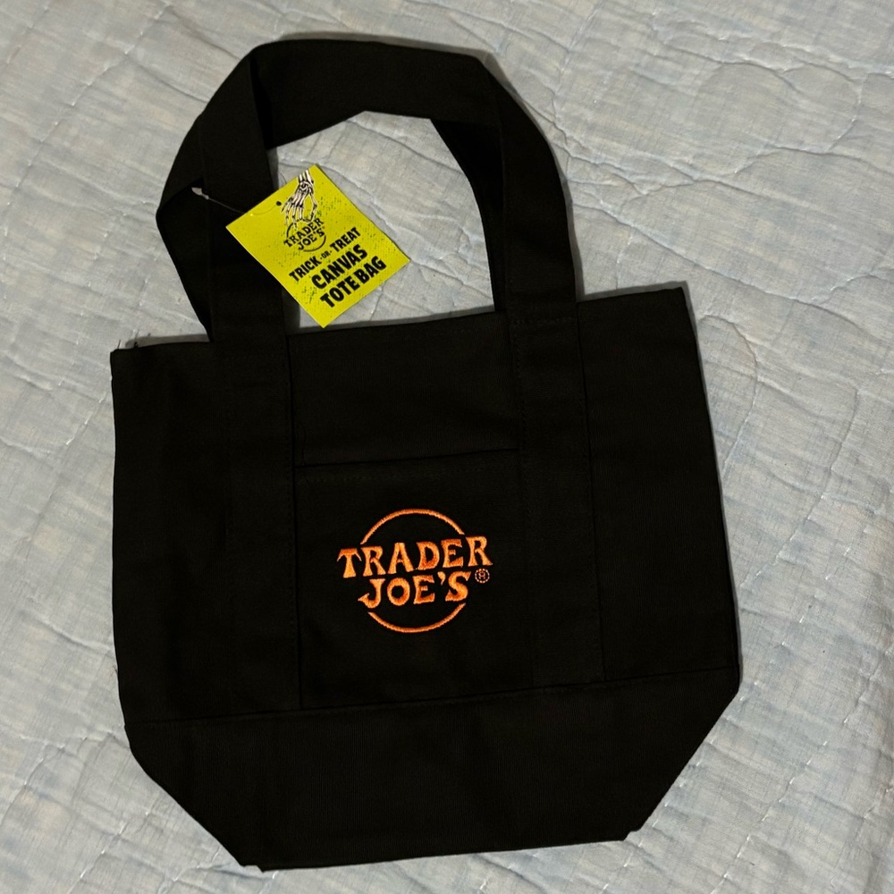🐈‍⬛👻Black and orange Trader Joe’s Tote Bag